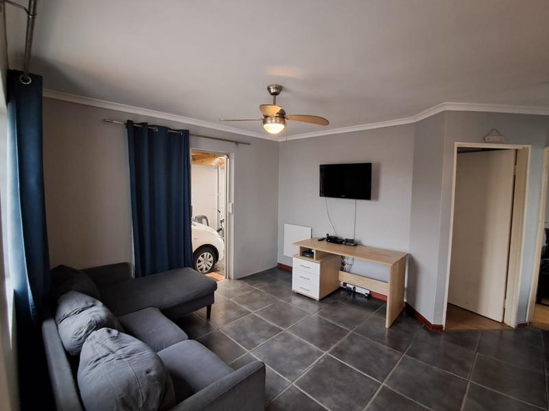 To Let 2 Bedroom Property for Rent in Brackenfell Western Cape